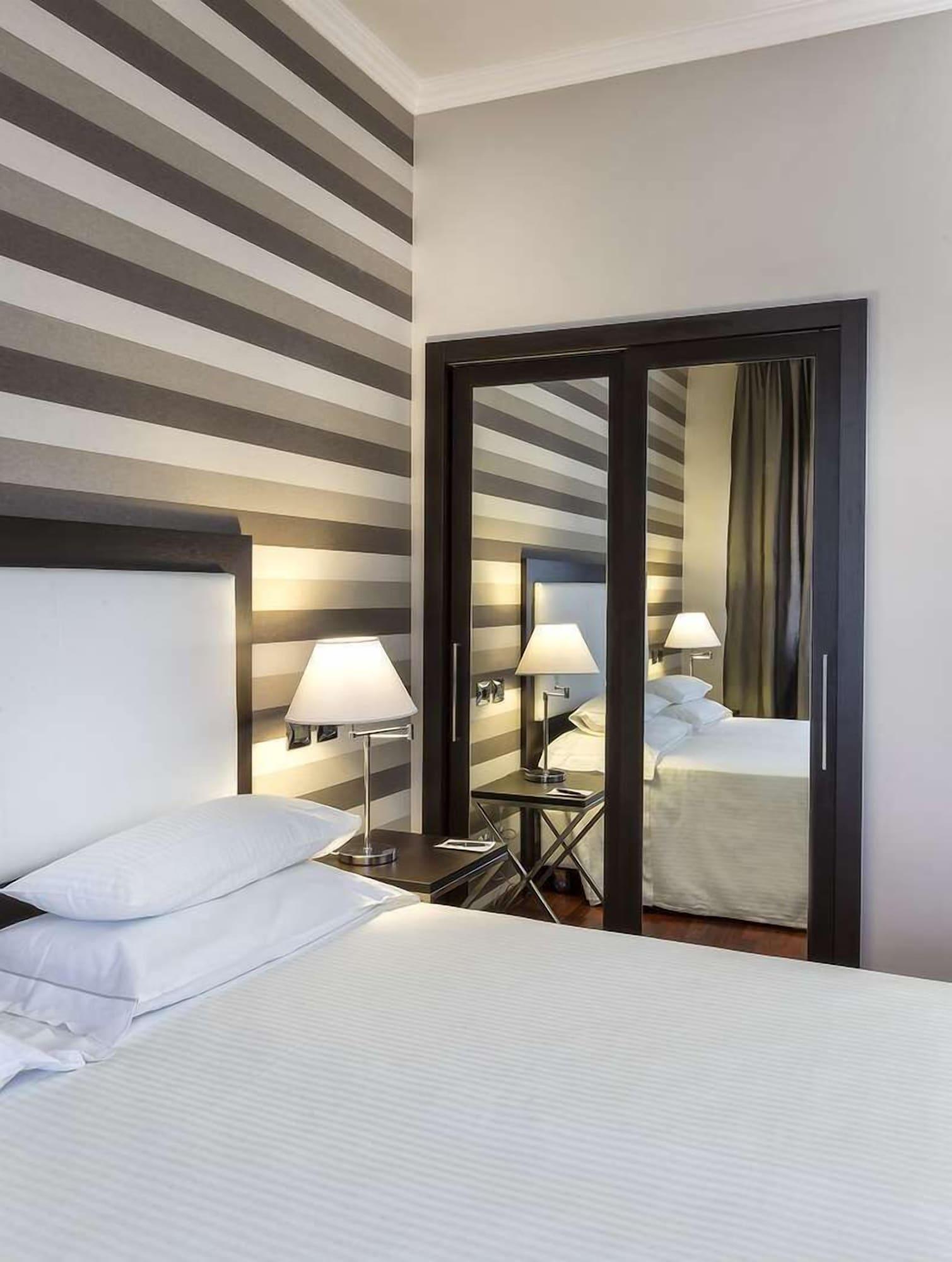 Hotel Sina Maria Luigia Parma Esterno foto