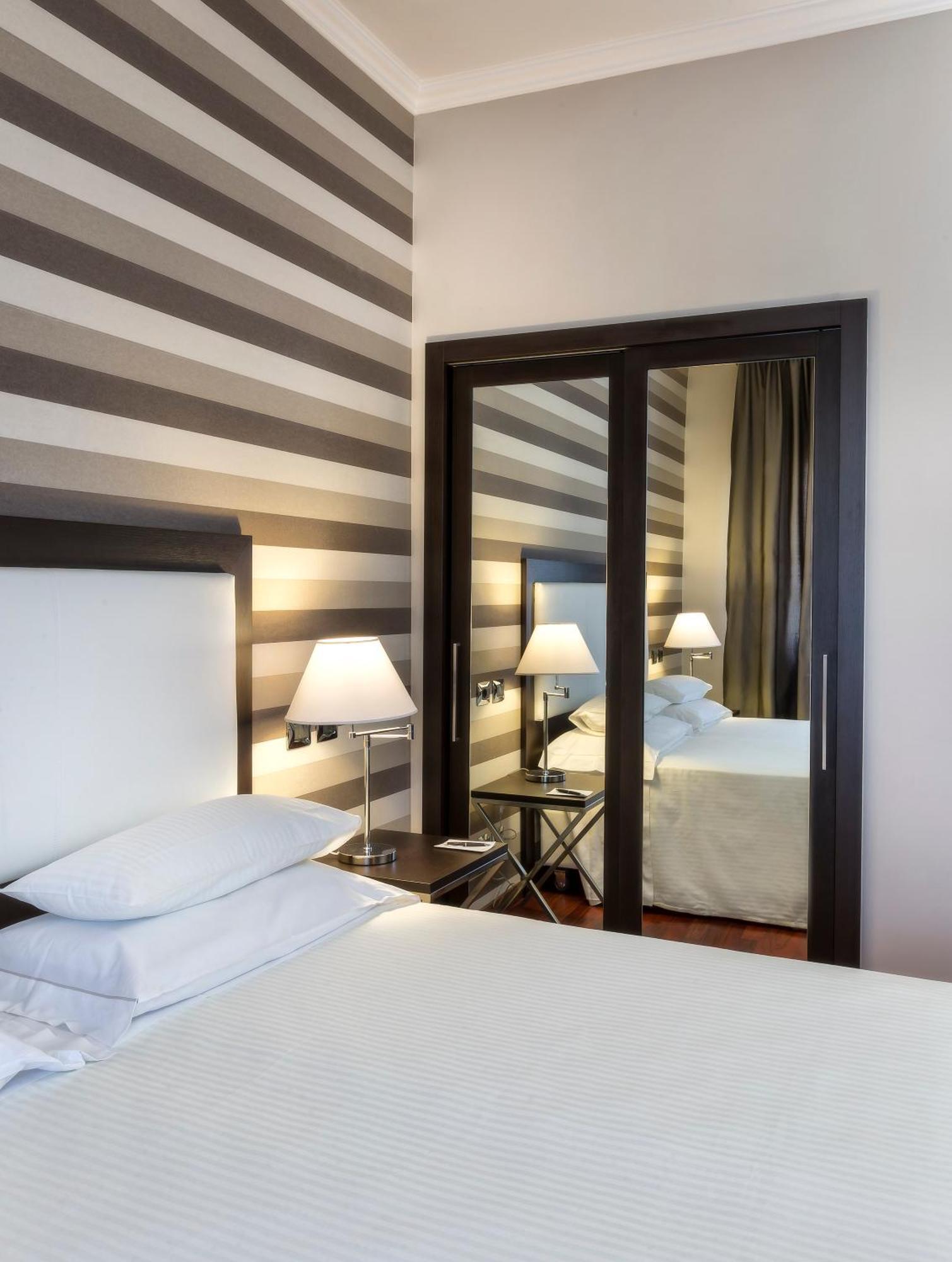Hotel Sina Maria Luigia Parma Esterno foto