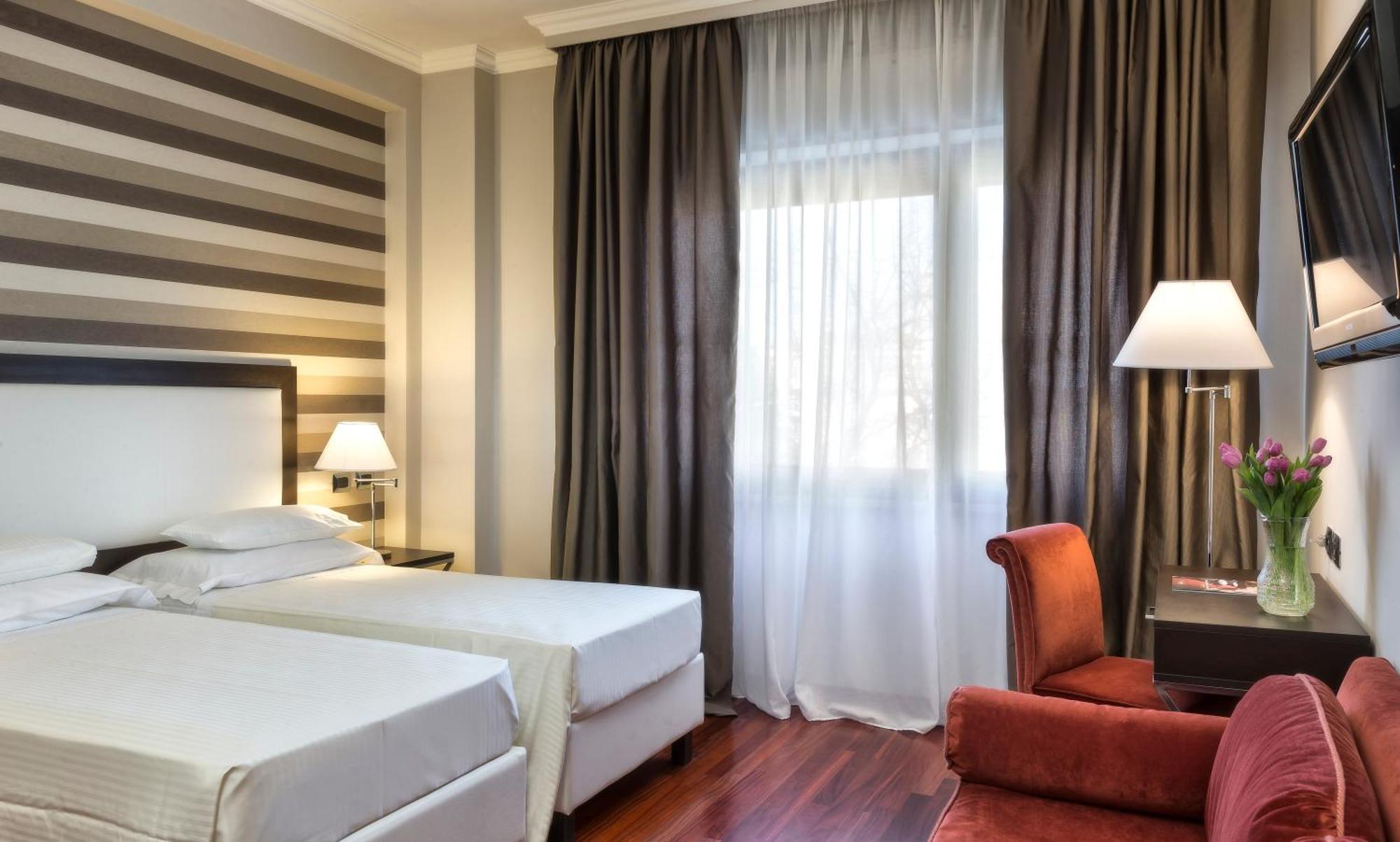 Hotel Sina Maria Luigia Parma Esterno foto
